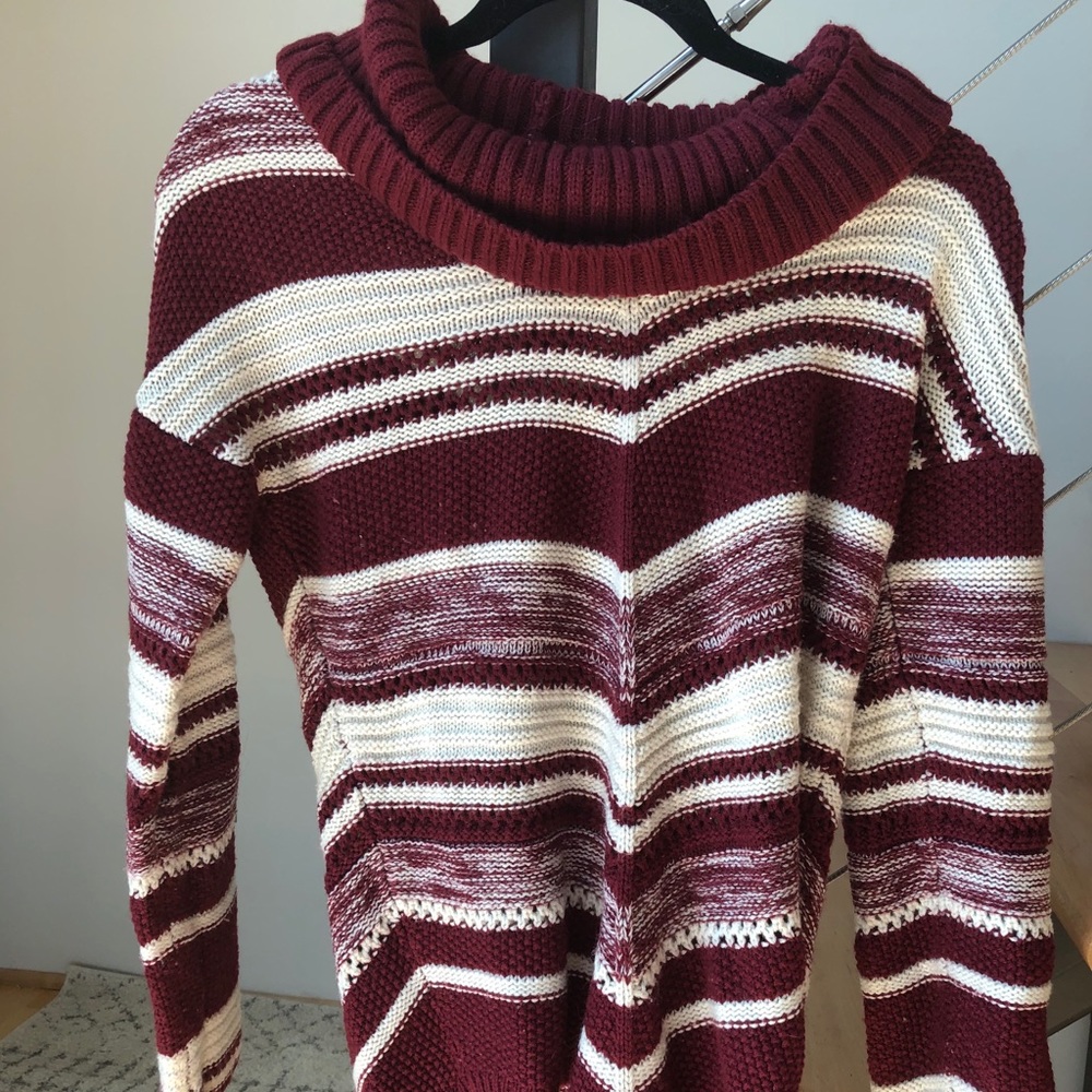 Red and cream/white sweater